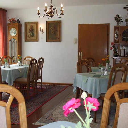 Pension Broenimann Оссіах Екстер'єр фото